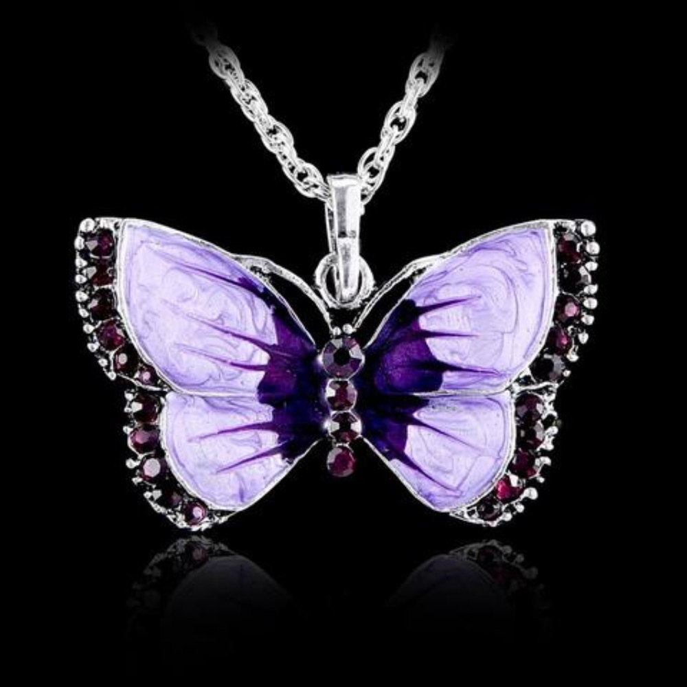 NIP 🌟💝 Vintage Rhinestone Butterfly Necklace